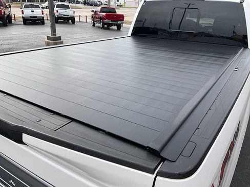 Used 2017 Ford F350 Platinum w/ Platinum Ultimate Package image 23