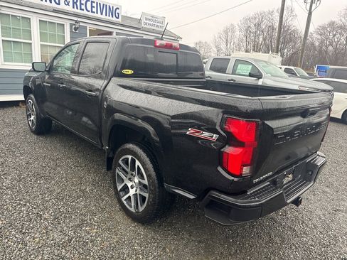 Used 2023 Chevrolet Colorado Z71 w/ Z71 Convenience Package 2 image 4