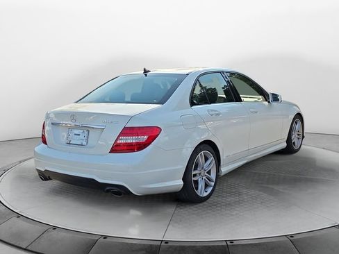 Used 2013 Mercedes-Benz C 300 4MATIC Sedan image 5