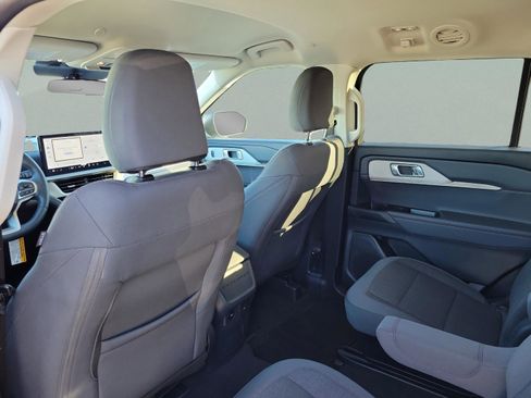 New 2026 Ford Explorer Active image 24