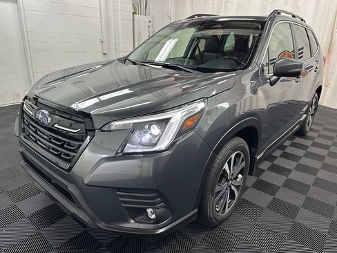 Used 2024 Subaru Forester Limited AWD/4WD image 4