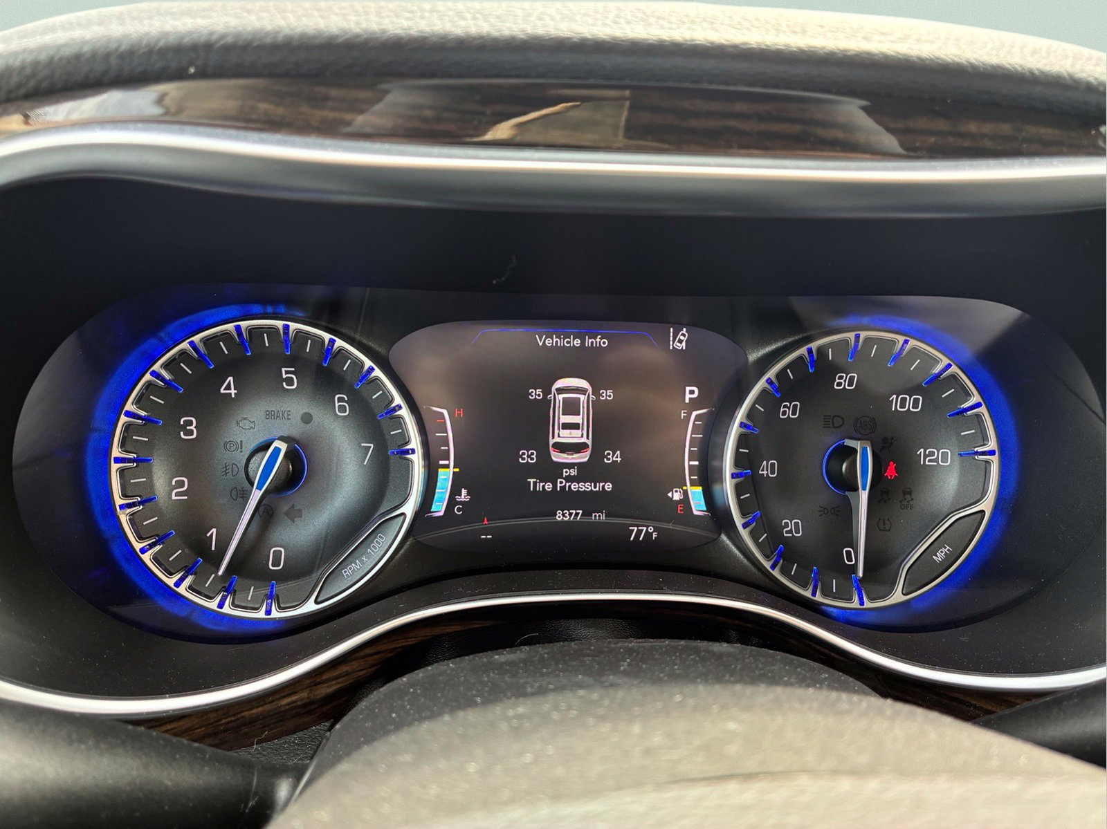 Certified 2024 Chrysler Pacifica Limited AWD/4WD image 28