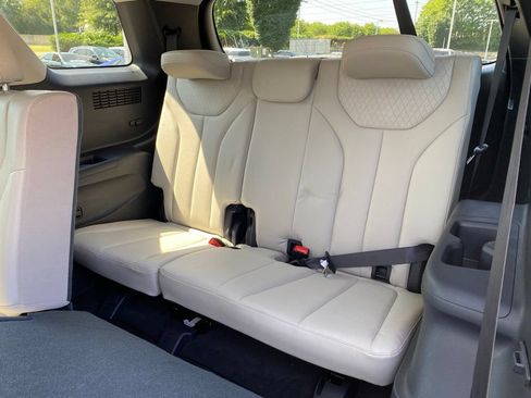 Used 2022 Hyundai Palisade SEL w/ 8P Bench Seat Package AWD/4WD image 25