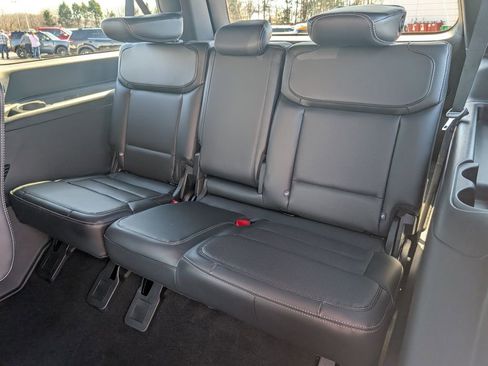 New 2026 Ford Expedition Max Platinum image 6