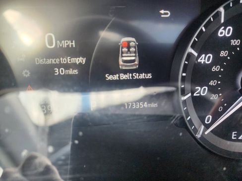 Used 2020 Toyota Highlander XLE image 39