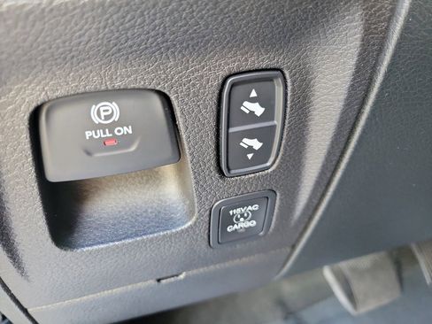 Used 2020 RAM 1500 Limited image 22