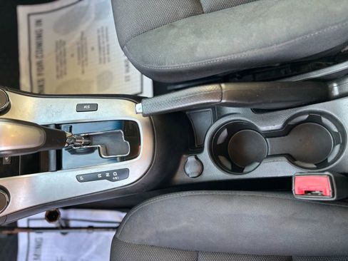 Used 2012 Chevrolet Cruze LT image 21