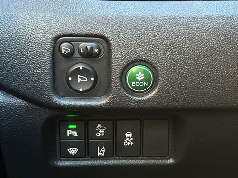 Used 2025 Honda Passport Black Edition image 32