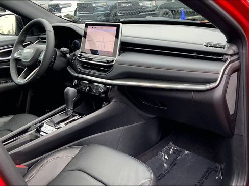 Used 2024 Jeep Compass Limited AWD/4WD image 14