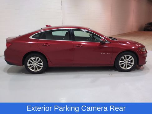 Used 2016 Chevrolet Malibu LT FWD image 2