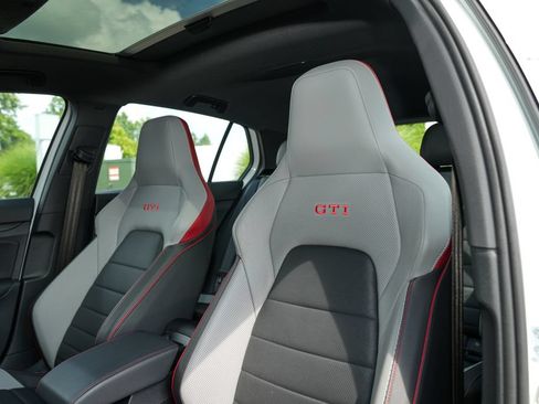 Used 2024 Volkswagen GTI Autobahn FWD image 26