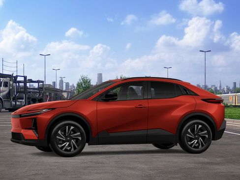 New 2026 Toyota C-HR image 4
