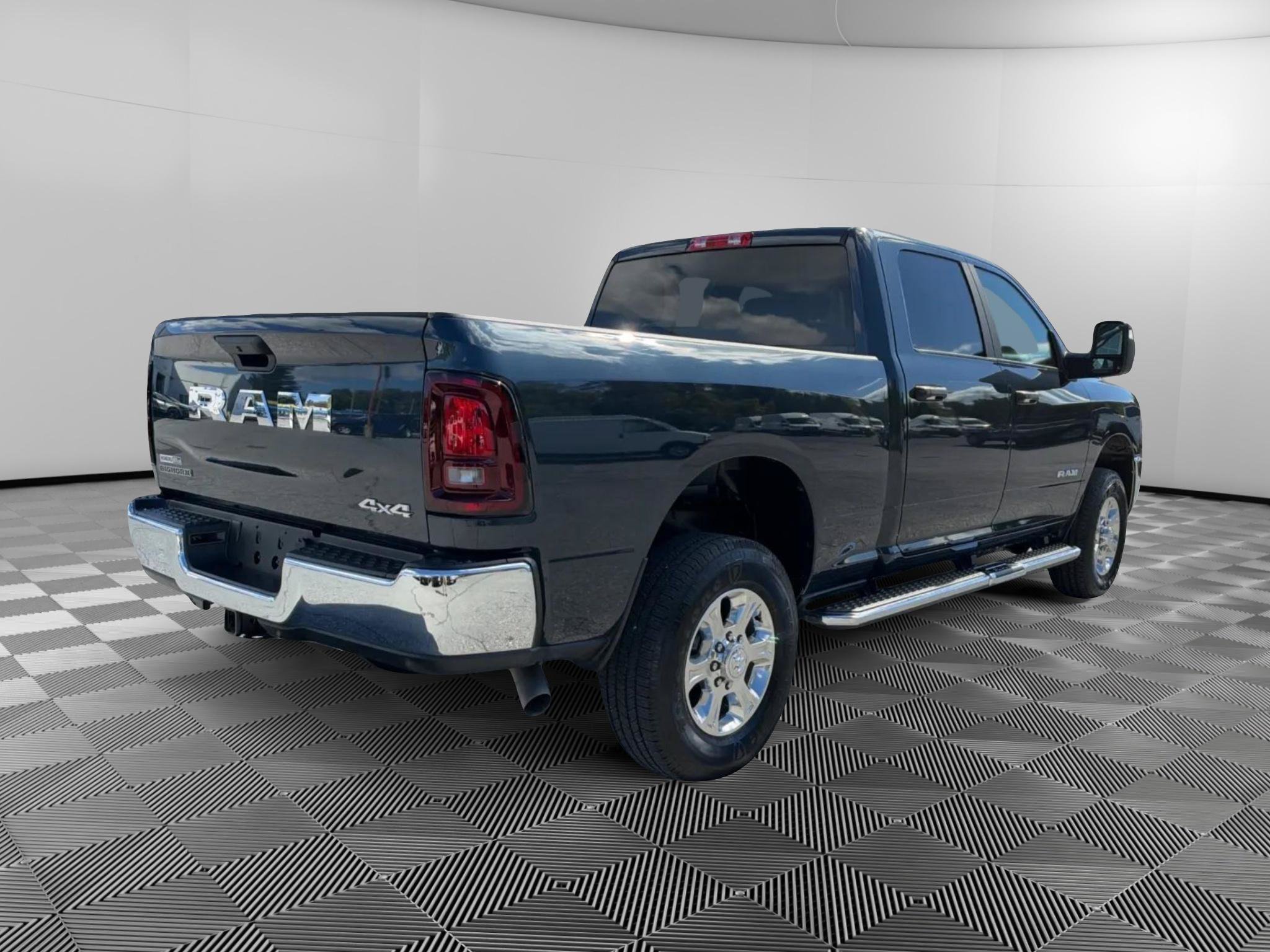 Used 2026 RAM 2500 Big Horn AWD/4WD image 4