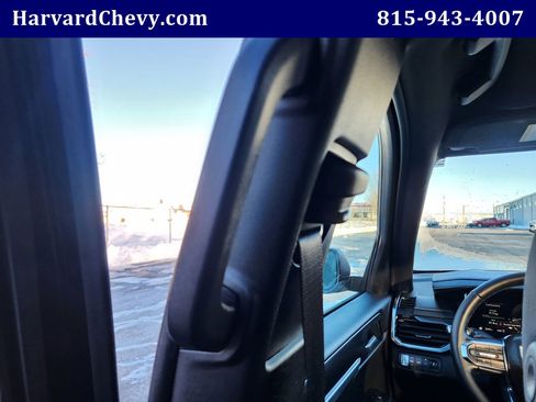 Used 2025 GMC Acadia Elevation image 30