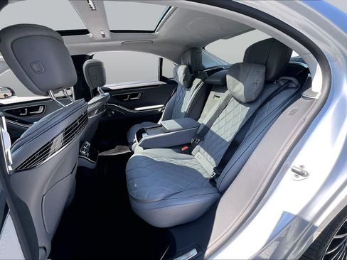 Certified 2022 Mercedes-Benz S 580 4MATIC Sedan image 21