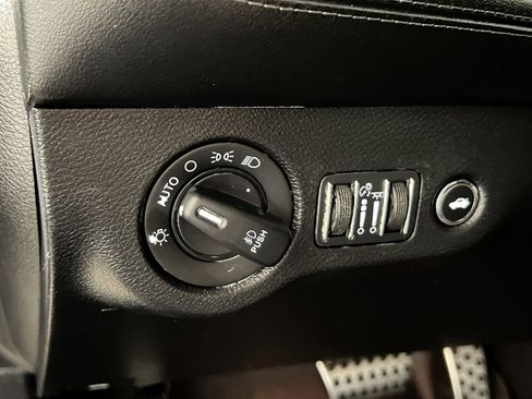 Used 2021 Dodge Challenger SXT w/ Plus Package image 31