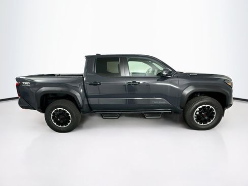 Used 2026 Toyota Tacoma TRD Off-Road w/ TRD Off Road Premium Package AWD/4WD image 10