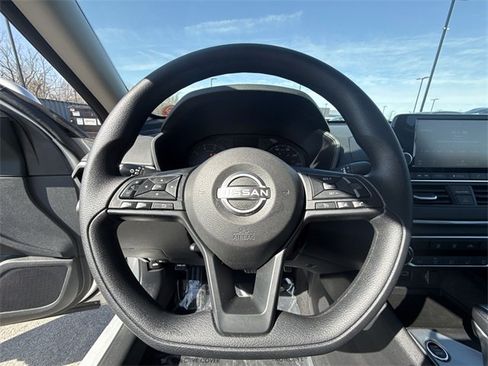 Certified 2023 Nissan Altima 2.5 S image 14