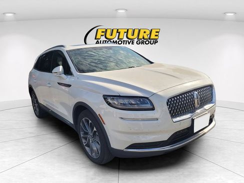 Used 2023 Lincoln Nautilus Reserve FWD image 1