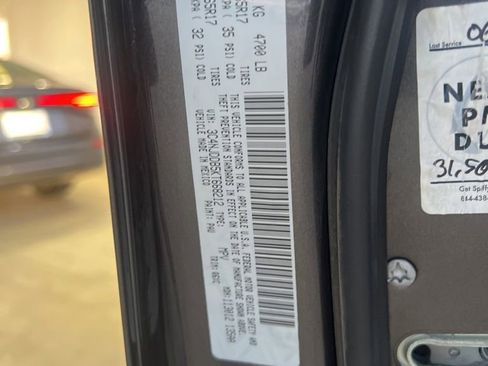 Used 2019 Jeep Compass Trailhawk w/ Cold Weather Group image 7