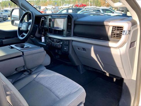 Used 2025 Ford F350 XLT image 16