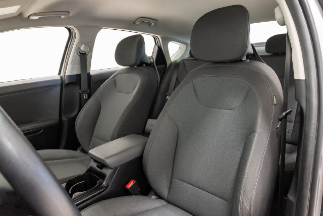 Used 2025 Kia K4 FWD image 9