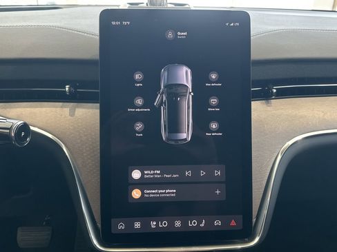 New 2025 Volvo EX90 Ultra image 16