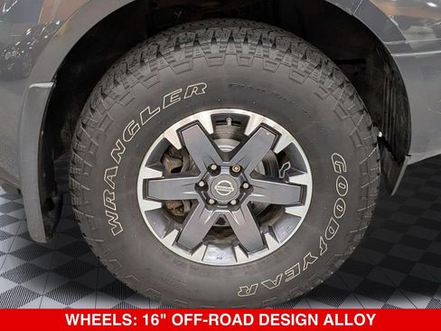 Used 2015 Nissan Frontier PRO-4X AWD/4WD image 9