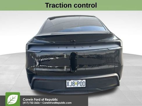 Used 2026 Tesla Model Y 2WD image 5