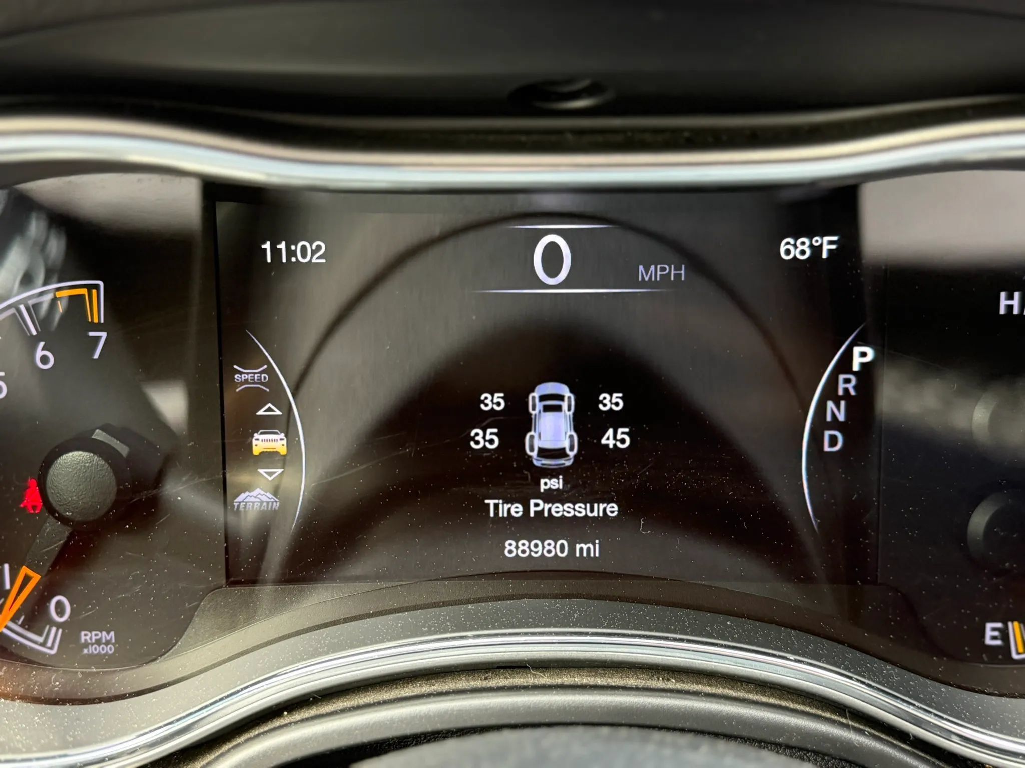 Used 2019 Jeep Grand Cherokee Laredo AWD/4WD image 30