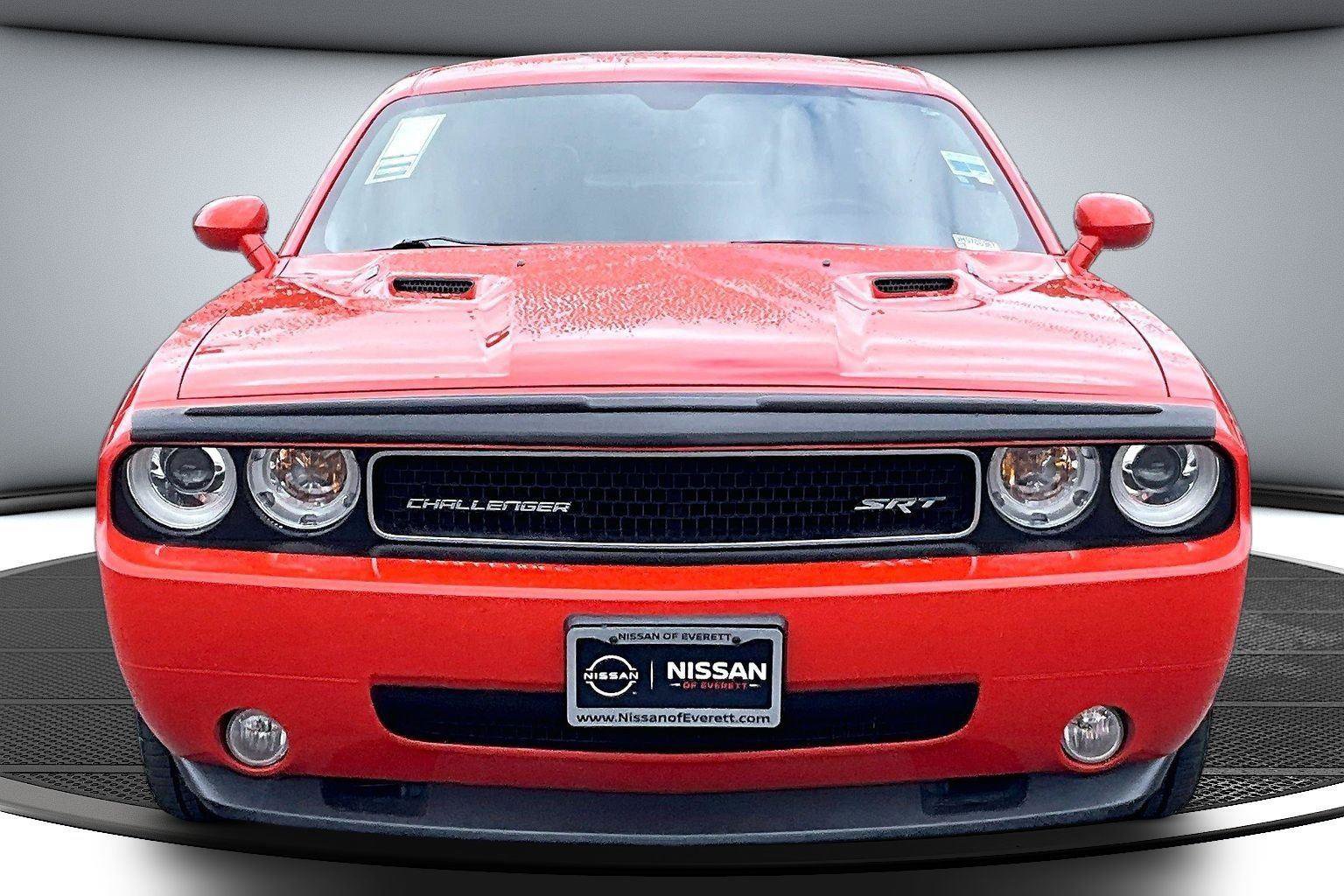 Used 2009 Dodge Challenger SRT8 w/ SRT Option Group II RWD image 3