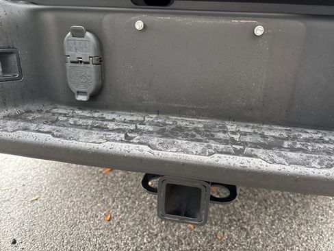 Used 2023 Nissan Frontier PRO-4X w/ Pro-4X Premium Package image 28