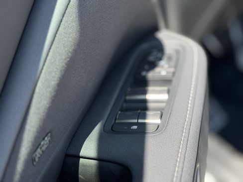 New 2026 Lexus TX 500h AWD image 19