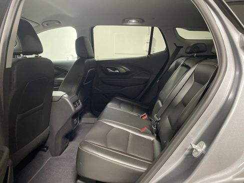 Used 2020 GMC Terrain SLT w/ Preferred Package image 16