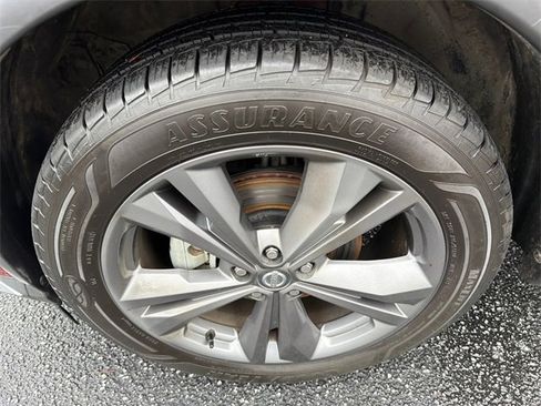 Used 2020 Nissan Murano Platinum w/ Cargo Package image 11