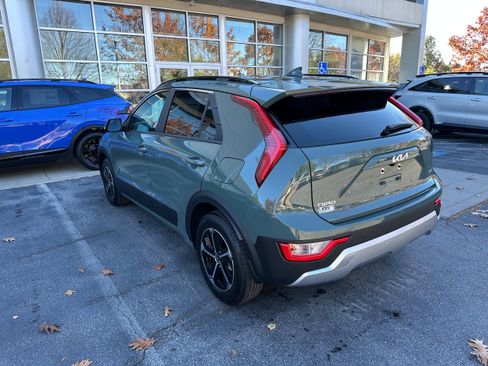 New 2026 Kia Niro EX image 6