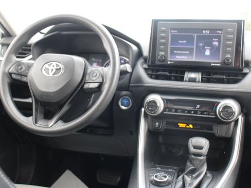 Certified 2021 Toyota RAV4 XLE w/ Convenience Package image 24