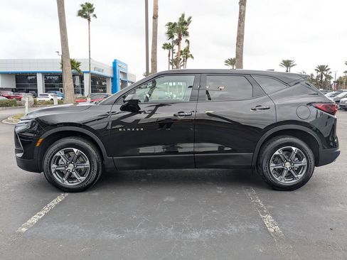 Used 2025 Chevrolet Blazer LT image 7