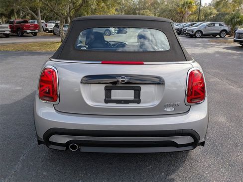 Used 2024 MINI Cooper Convertible image 5