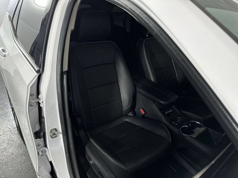 Used 2018 GMC Terrain Denali w/ Advanced Safety Package FWD image 27