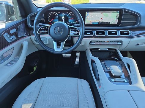 Certified 2023 Mercedes-Benz GLS 580 GLS 580 image 12