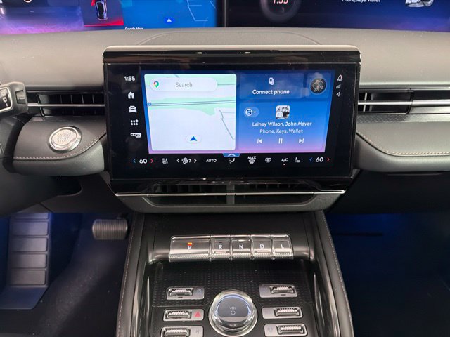 Used 2024 Lincoln Nautilus Premier w/ Equipment Group 102A AWD/4WD image 26