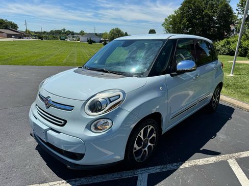 Used 2014 FIAT 500L Lounge FWD image 2