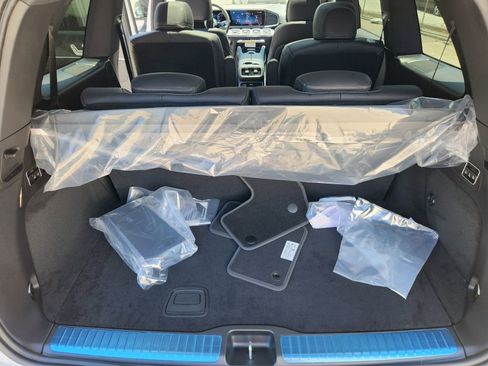 New 2026 Mercedes-Benz GLS 450 4MATIC image 14