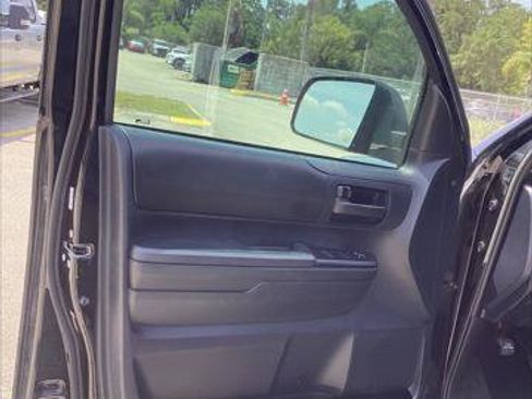 Used 2019 Toyota Tundra SR RWD image 12