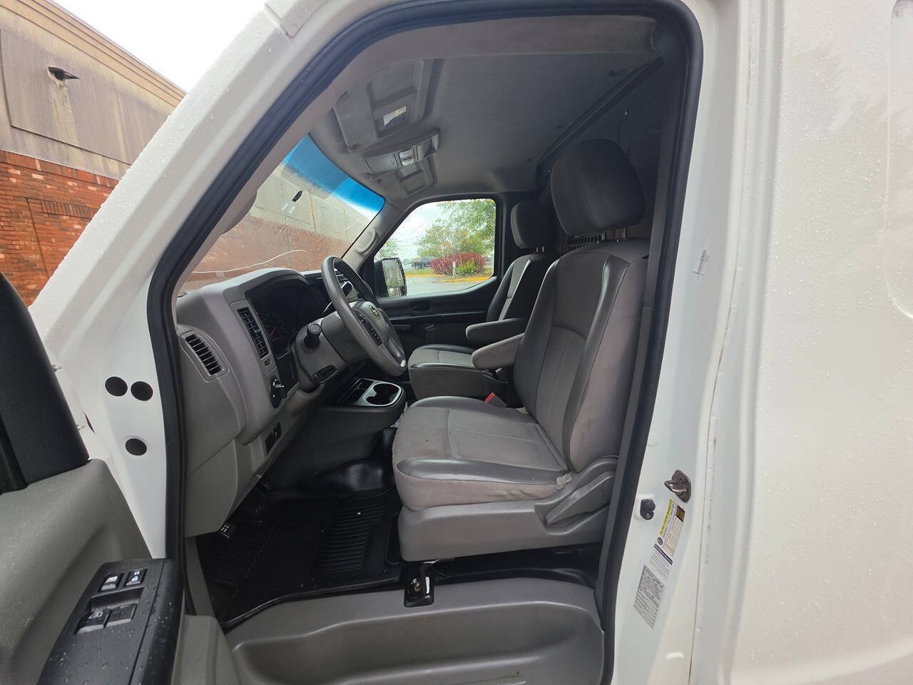 Used 2018 Nissan NV 1500 S RWD image 10