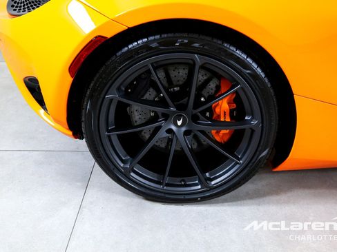 New 2026 McLaren 750S Spider RWD image 24