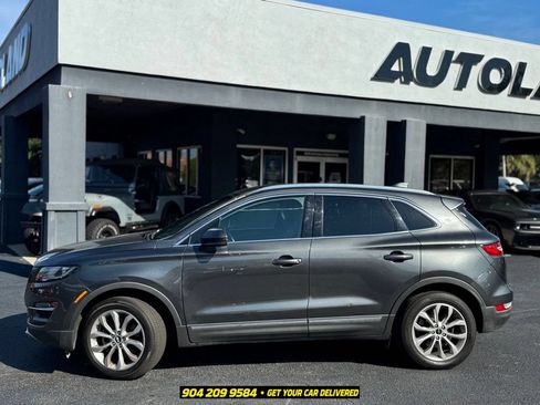Used 2019 Lincoln MKC Select w/ Select Plus Package FWD image 3