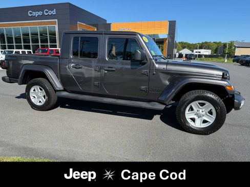 Used 2021 Jeep Gladiator Sport AWD/4WD image 1