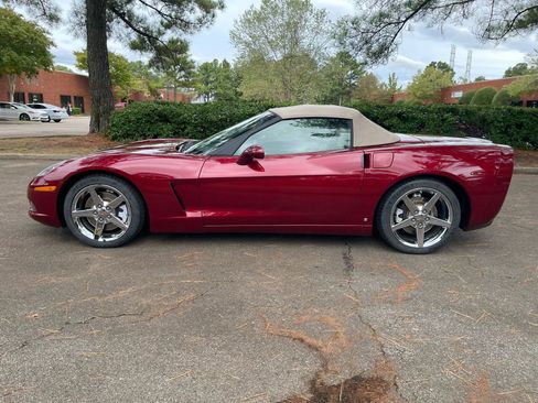 Used 2007 Chevrolet Corvette Convertible w/ Preferred Equipment Group image 5